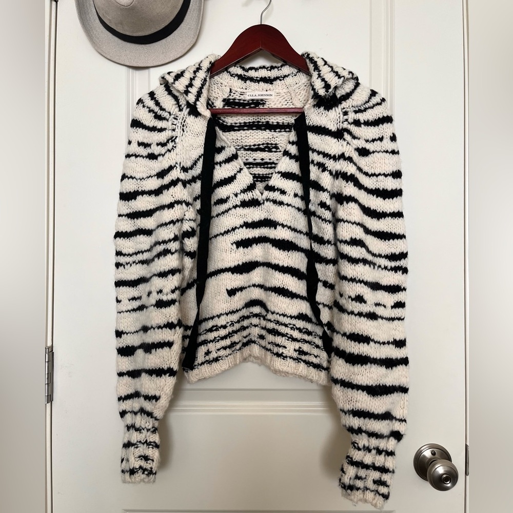 Ulla Johnson striped 100% merino wool sweater in Zebra Print, Size X-Small